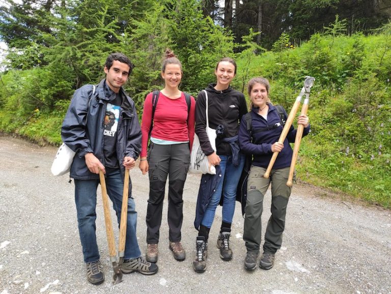 Workcamp for the local project “Pro Terra Engiadina”